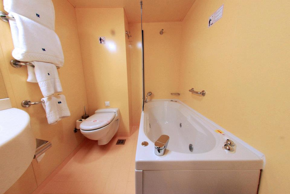 Bathroom deluxe Cabin